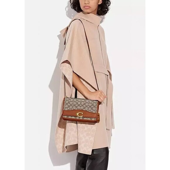 Coach Bandit Signature Shoulder Bag Brown OS - Picture 6 of 14